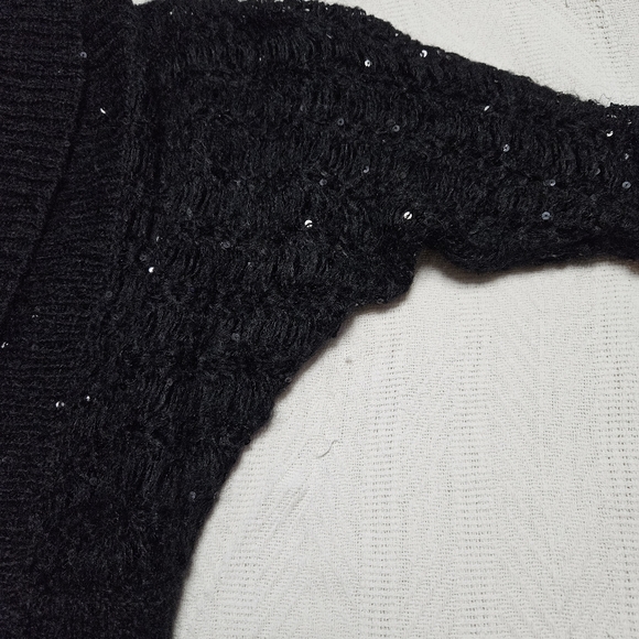 Express sweater shawl black size small - Picture 3 of 10